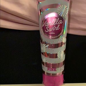 Victoria Secret Vanilla Swirl Lotion